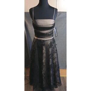 NWT JESSICA HOWARD (USA) Size 8 Mesh overlay Soutache skirt Corset top dress